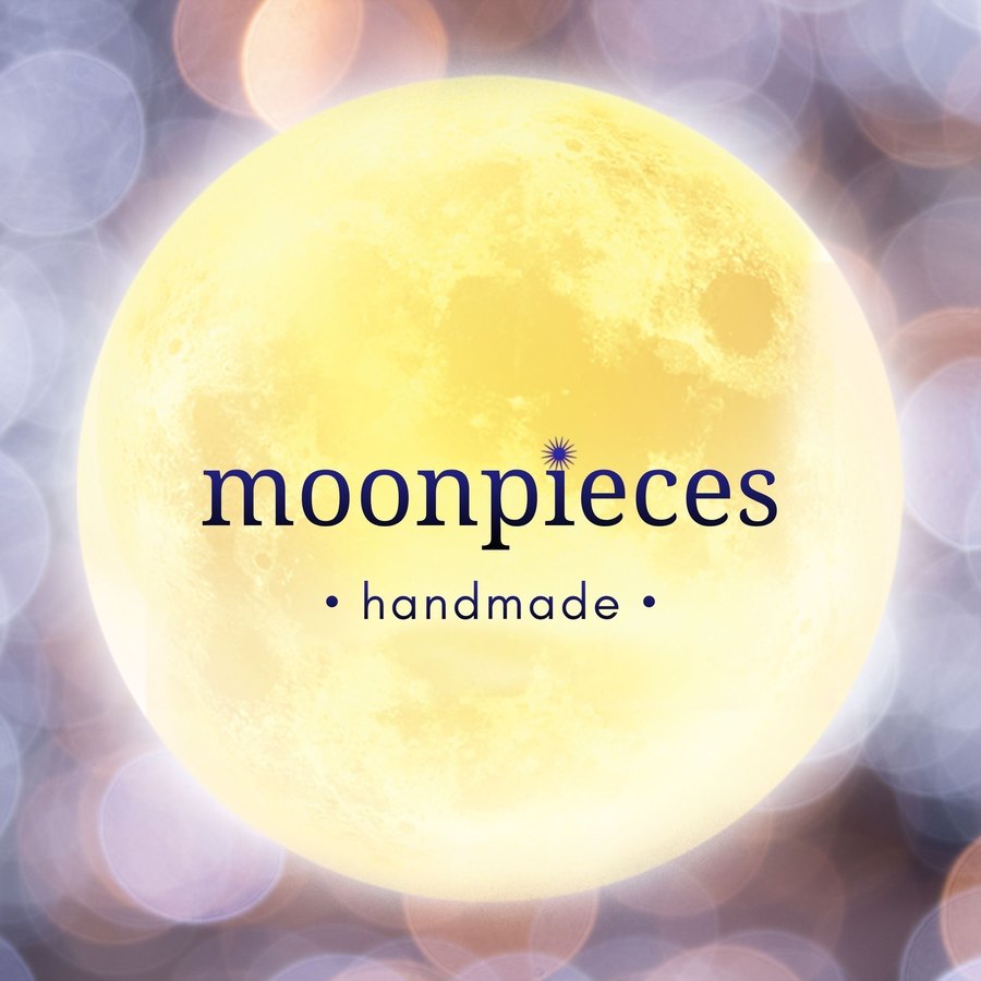 The MoonPieces Handmade full moon logo